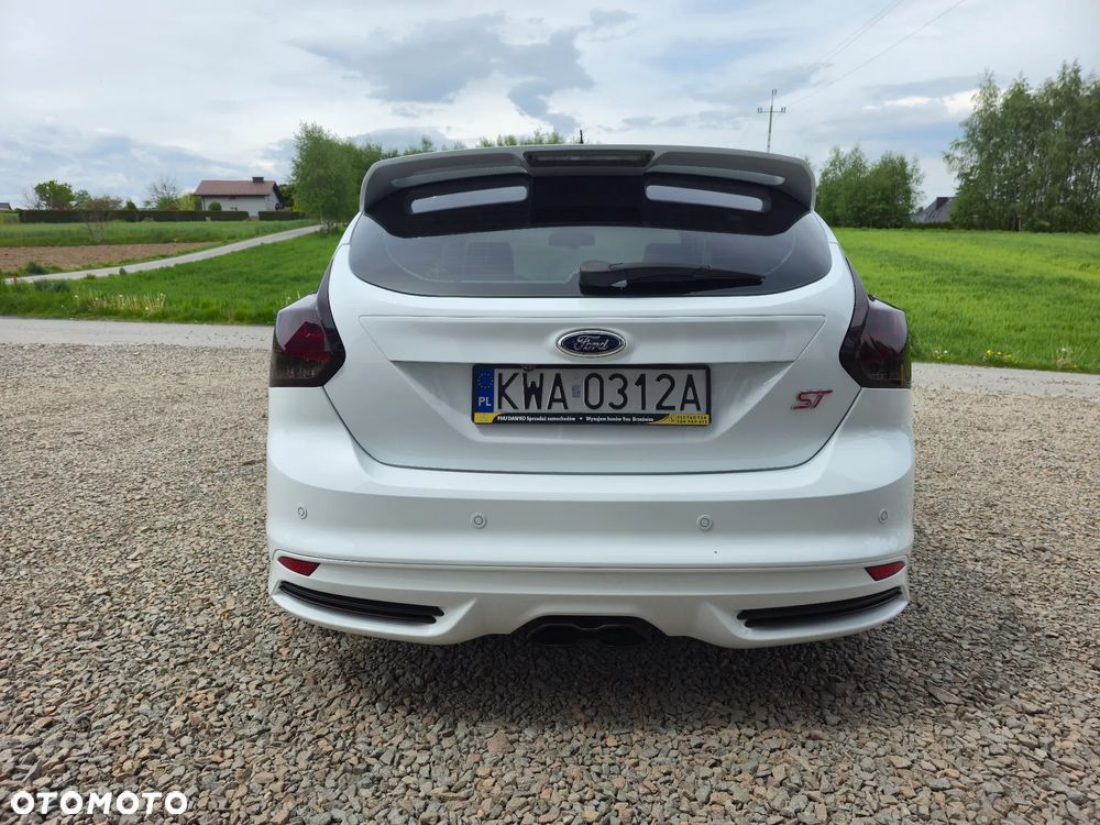 Ford Focus - 8