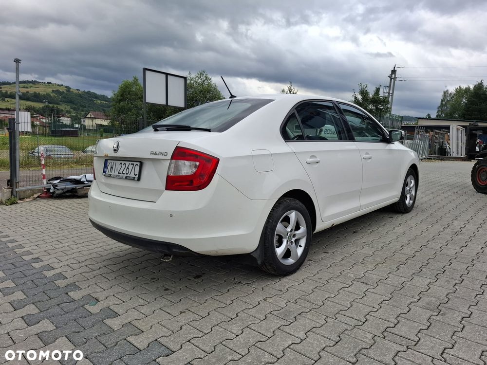 Skoda Rapid 2016 photo 3