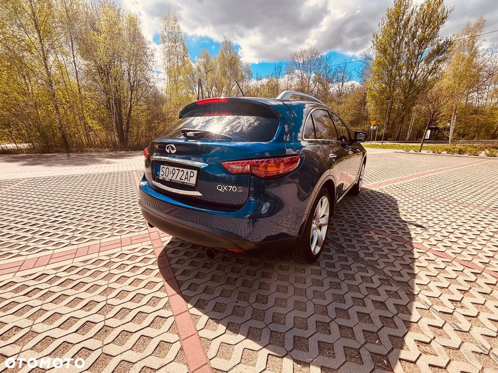 Infiniti Q70 3.7 S Premium - 2