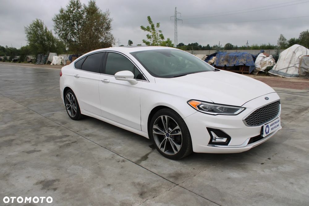 Ford Fusion 2.0 EcoBoost Titanium - 3