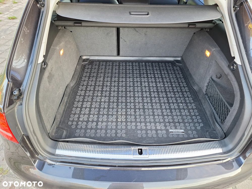 Audi A4 Avant 1.8 TFSI Ambiente - 12