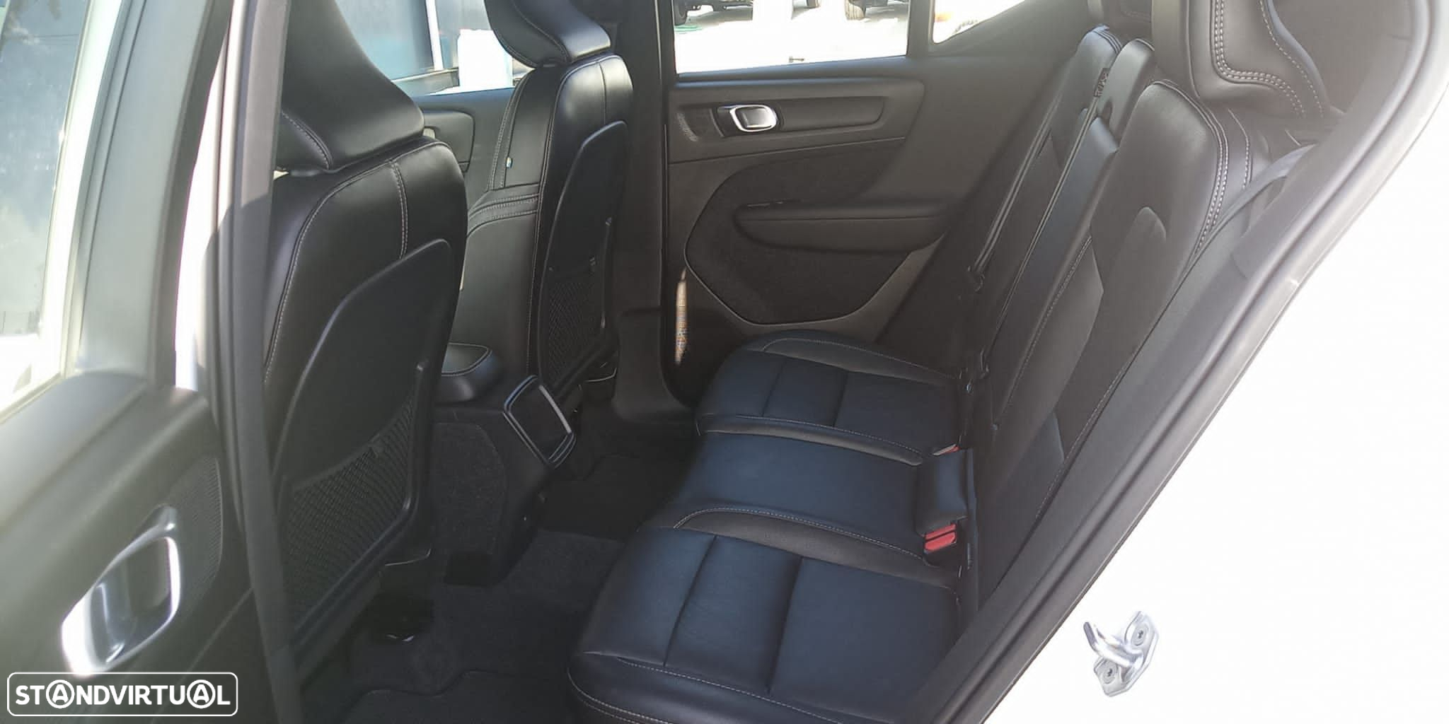 Volvo XC 40 2.0 D3 Inscription Geartronic - 33