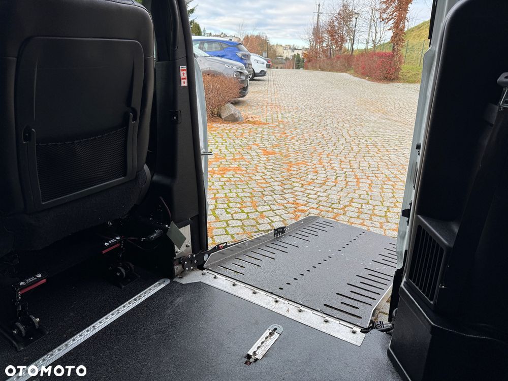 Dodge Grand Caravan 3.6 R/T - 33