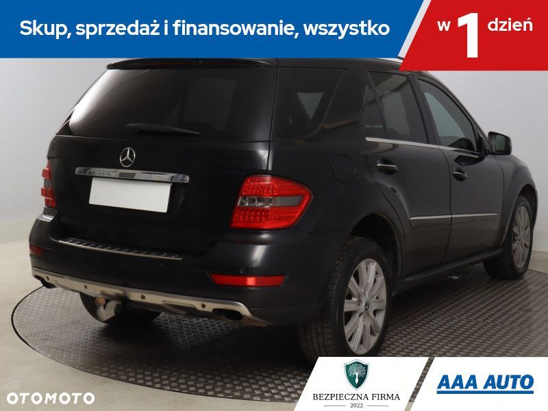 Mercedes-Benz ML - 7