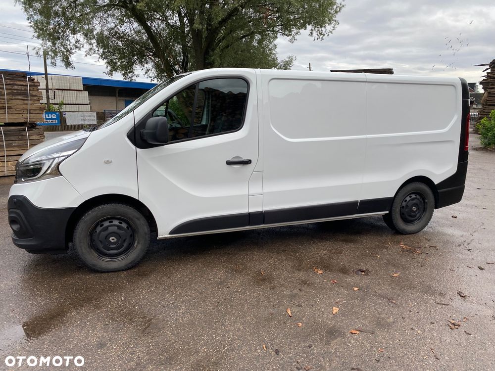 Renault Trafic - 16