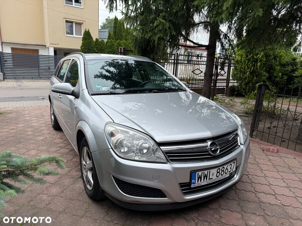 Opel Astra 1.7 CDTI Cosmo - 1