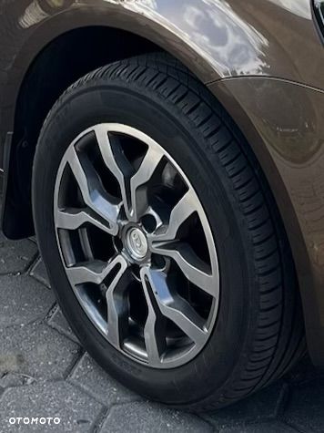 Volkswagen Touran 1.6 TDI DPF Highline - 9