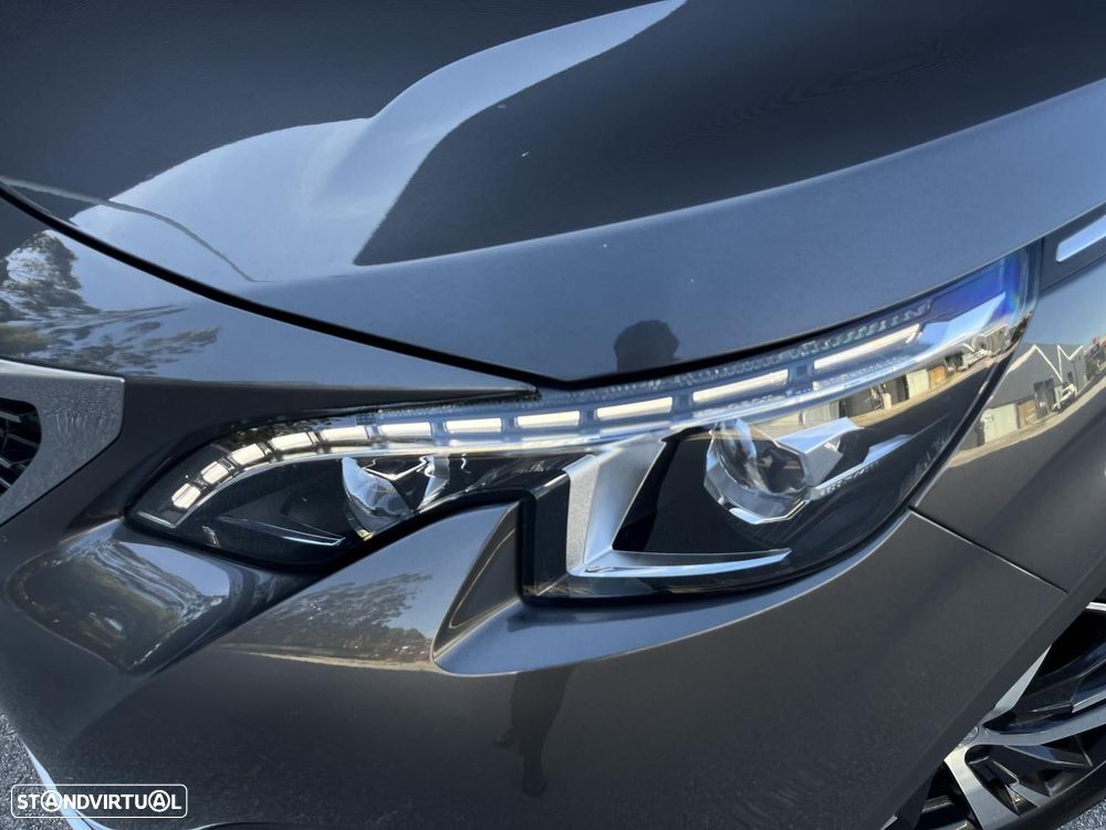Peugeot 5008 1.5 BlueHDi Allure Pack EAT8 - 20