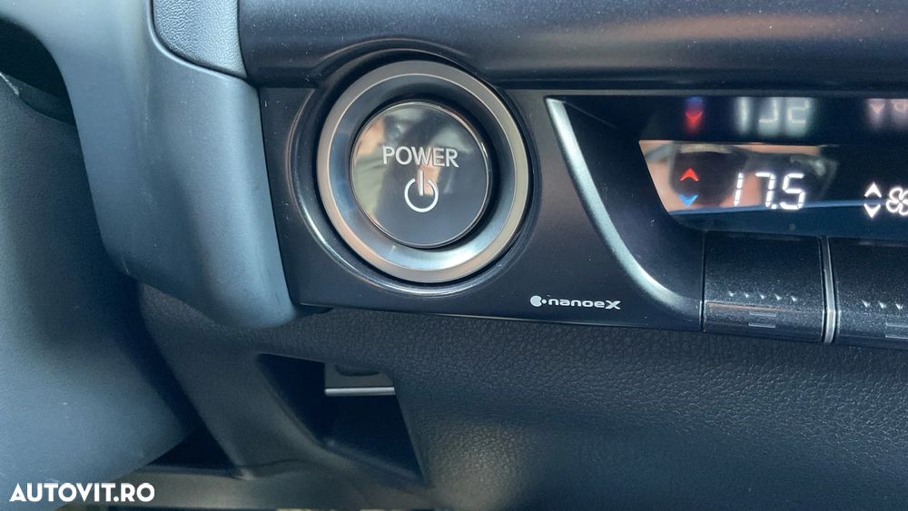 Lexus UX 250h Business Edition - 41