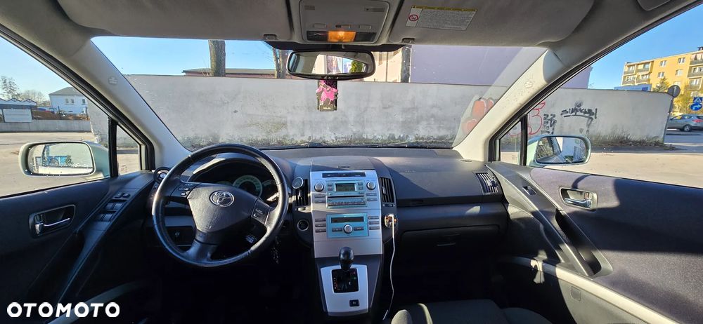 Toyota Corolla Verso - 7