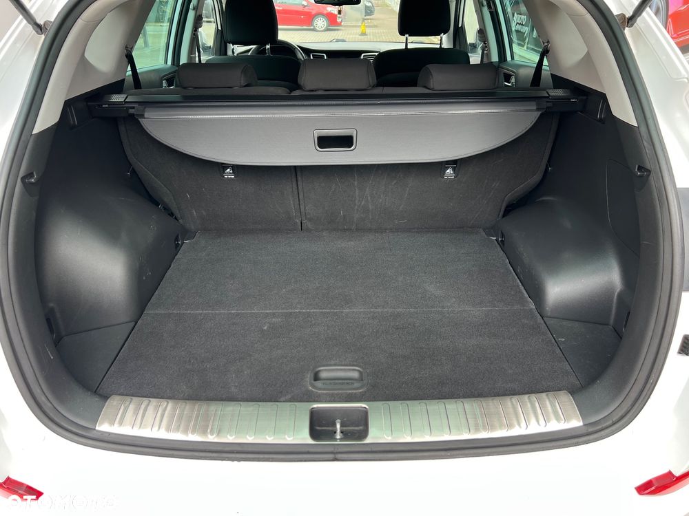 Hyundai Tucson 2.0 CRDI 2WD Style - 8