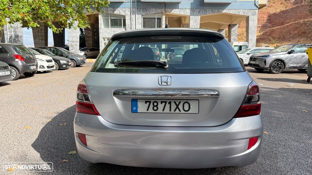 Honda Civic 1.4 LS - 4