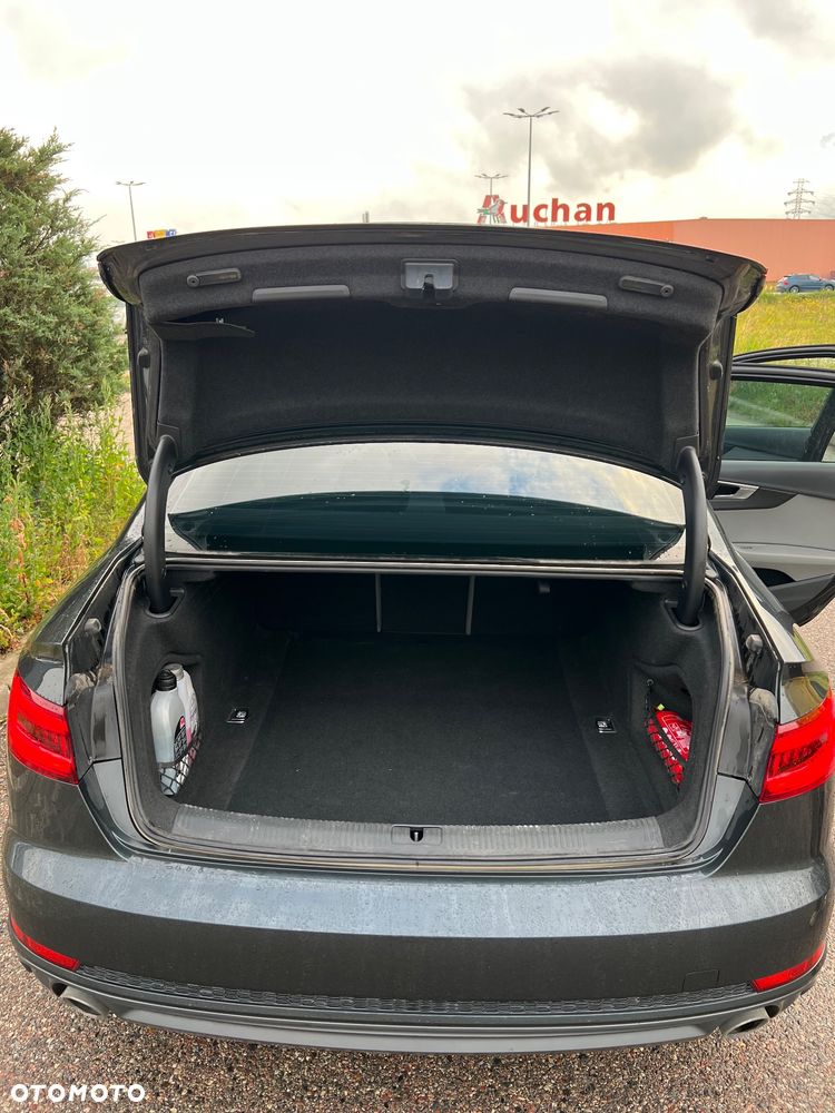 Audi A4 Limousine 2.0 TFSI ultra S tronic design - 8