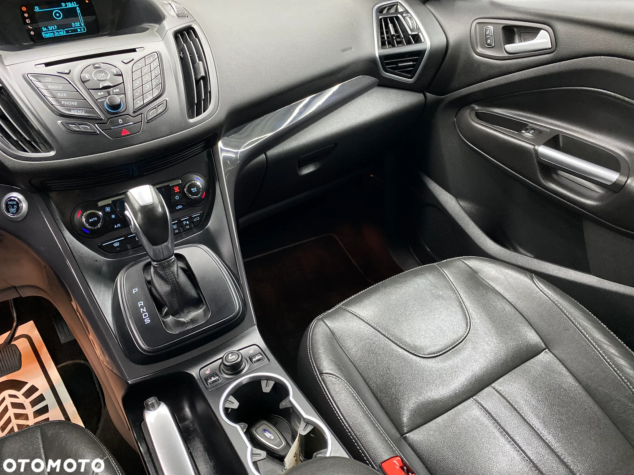 Ford Kuga 2.0 TDCi 4WD Titanium Plus - 32