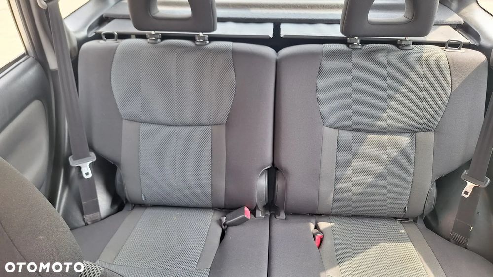 Toyota RAV4 2.0 VVT-i 4x4 - 20