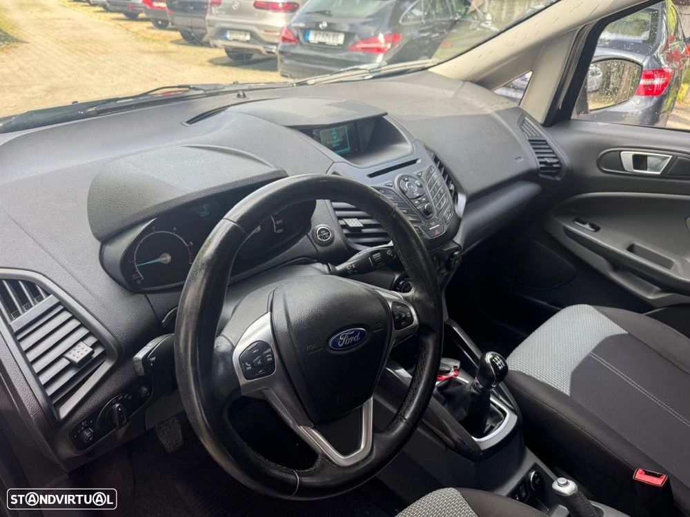 Ford EcoSport 1.5 TDCi Titanium - 9