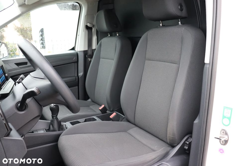 Volkswagen Caddy Maxi - 9