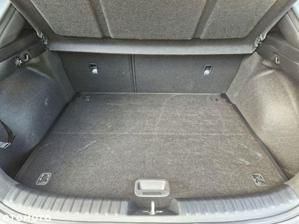 Kia XCeed 1.5 T-GDI M DCT - 25
