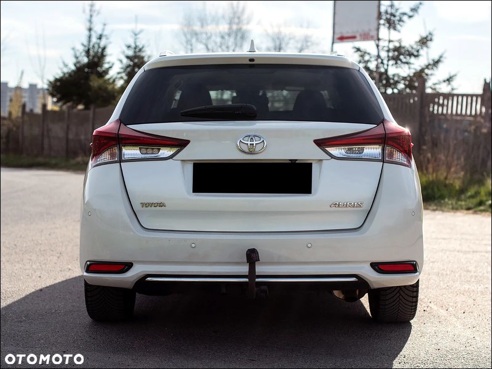 Toyota Auris - 4