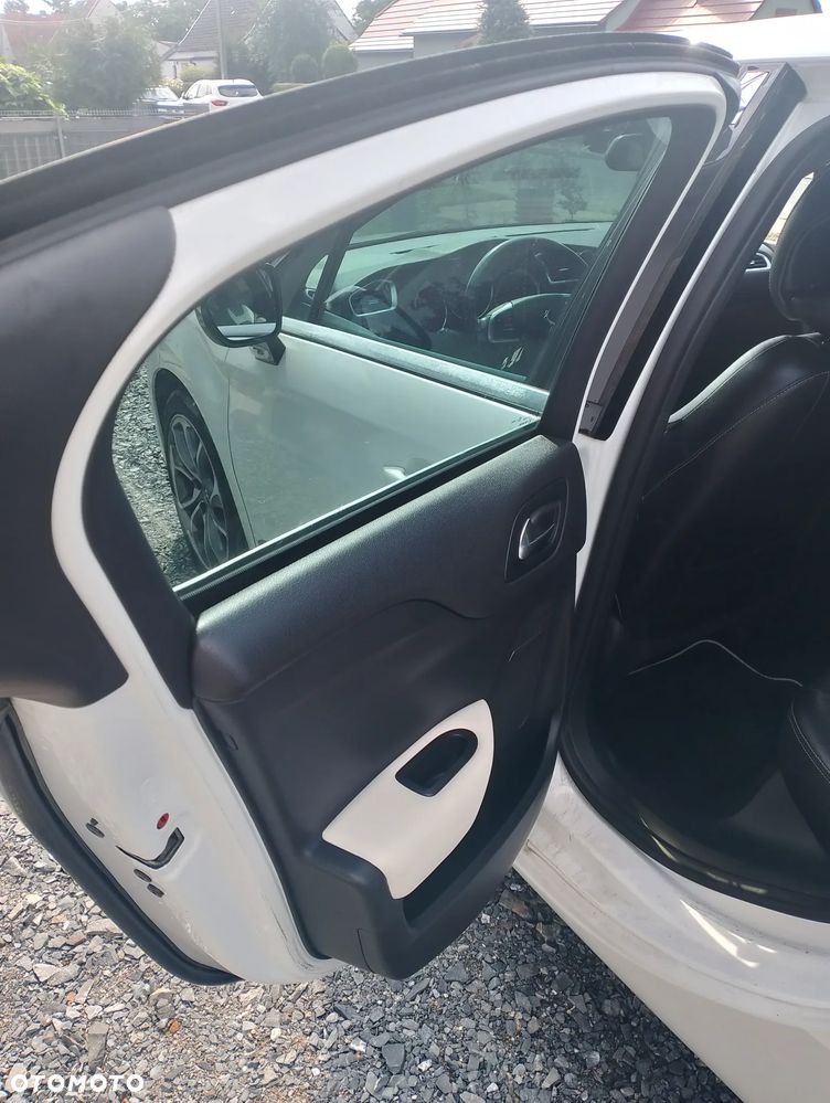 Citroën DS4 THP 200 SportChic - 16