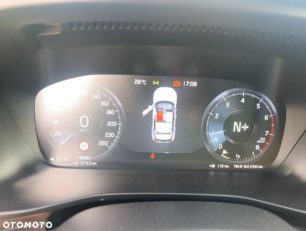 Volvo XC 40 T3 - 22