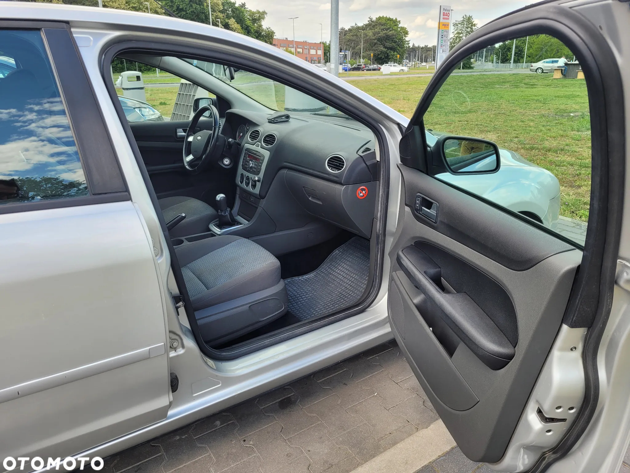 Ford Focus 1.6 16V Ambiente - 5