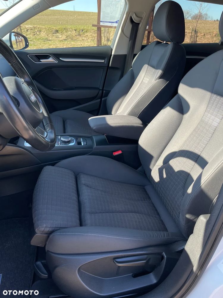 Audi A3 Sportback 1.8 TFSI Attraction S tronic - 15