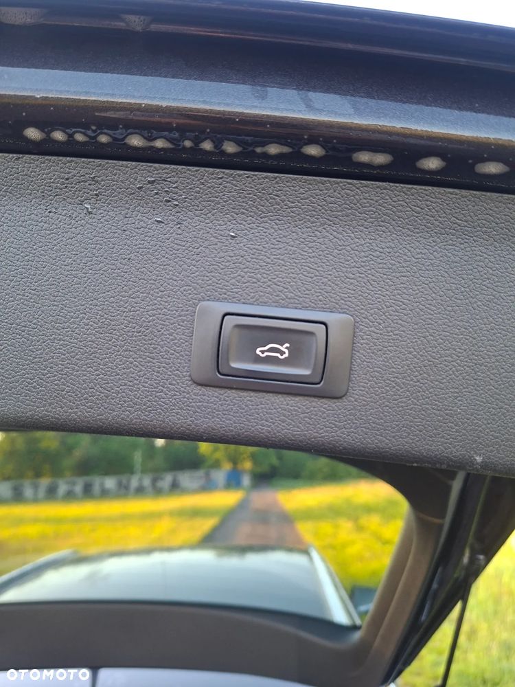 Audi A4 Avant 2.0 TDI clean diesel Multitronic - 9