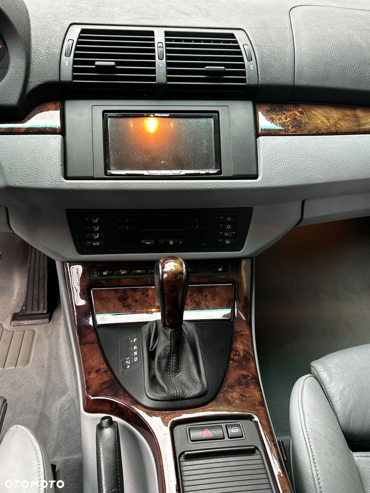 BMW X5 - 26