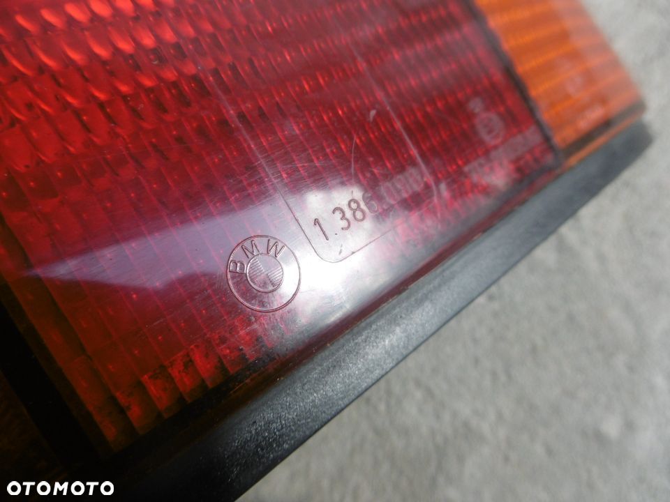 Lampa prawa tył BMW E30 sedan Coupe ORGINAŁ - 2