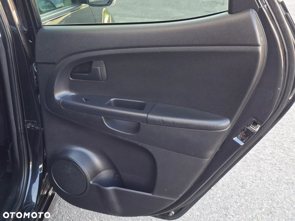 Kia Venga - 31