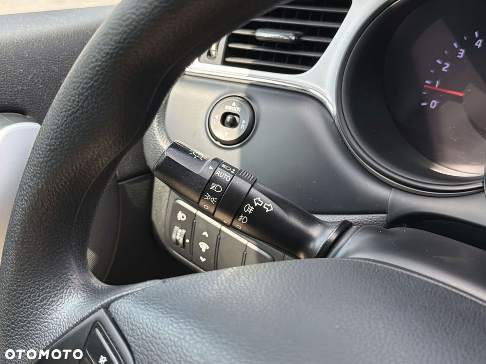 Kia Ceed 1.4 CRDi M - 11