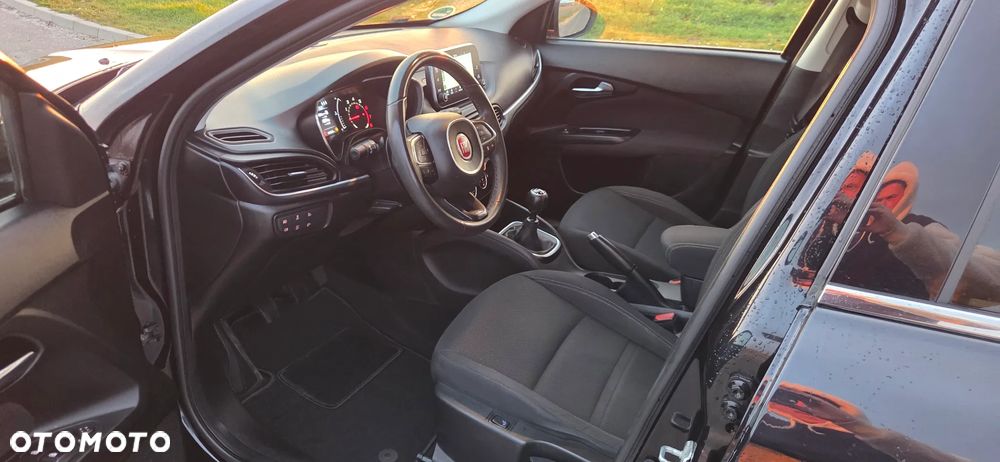 Fiat Tipo 1.4 T-Jet Lounge - 10