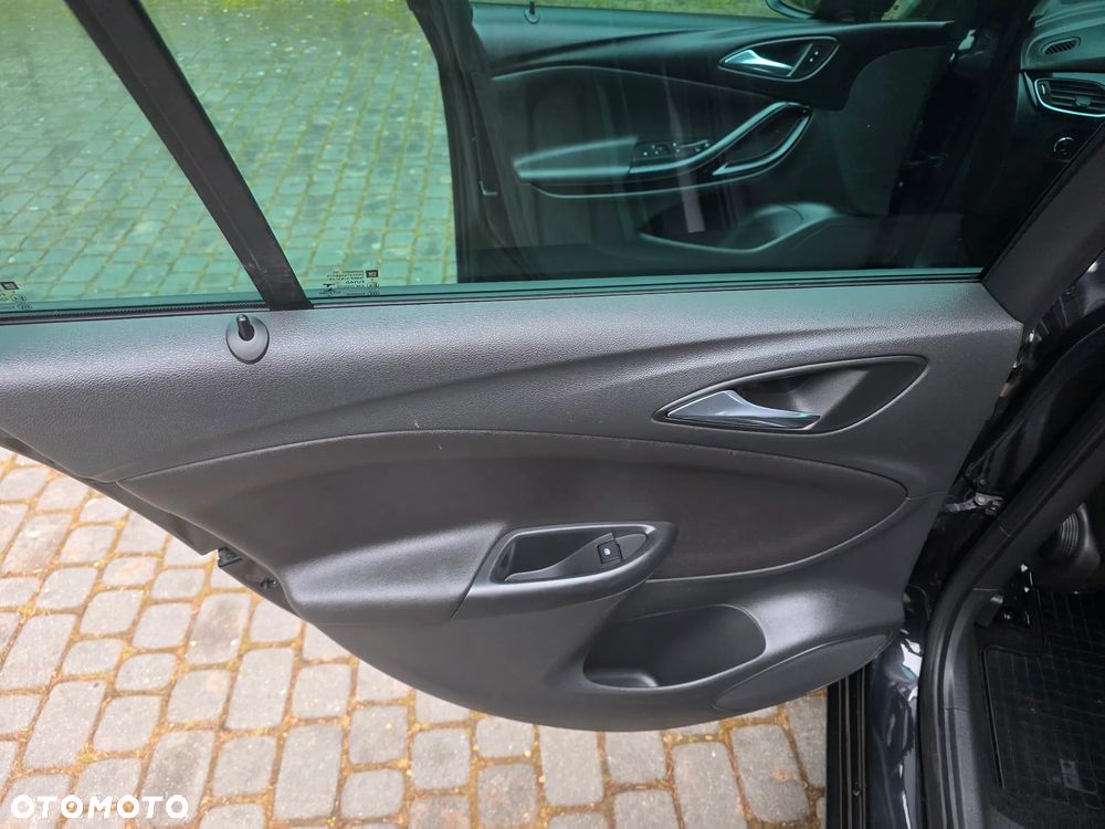 Opel Astra 1.6 D (CDTI) Start/Stop Edition - 15