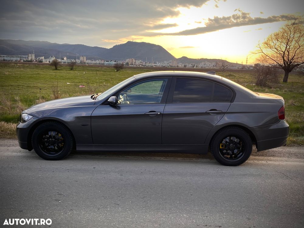 BMW Seria 3 318d DPF - 5