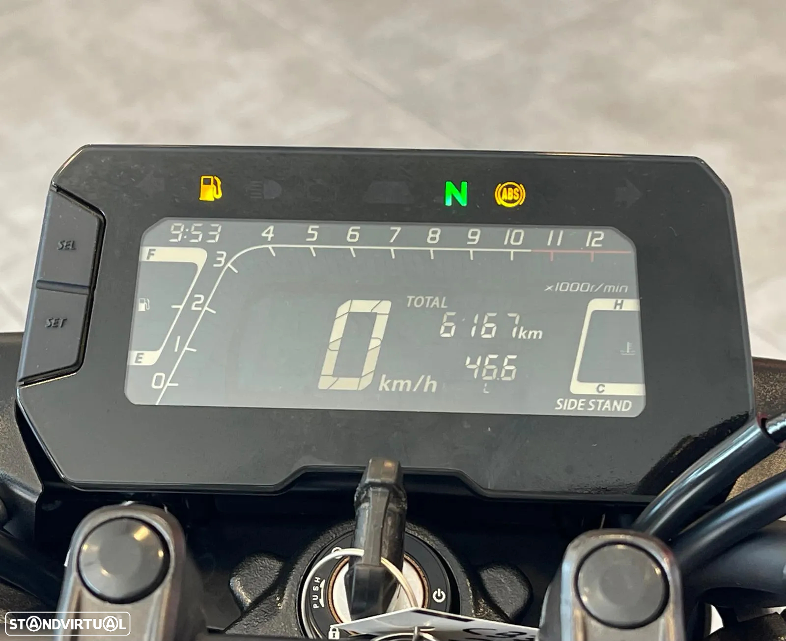 Honda CB 300R - 3