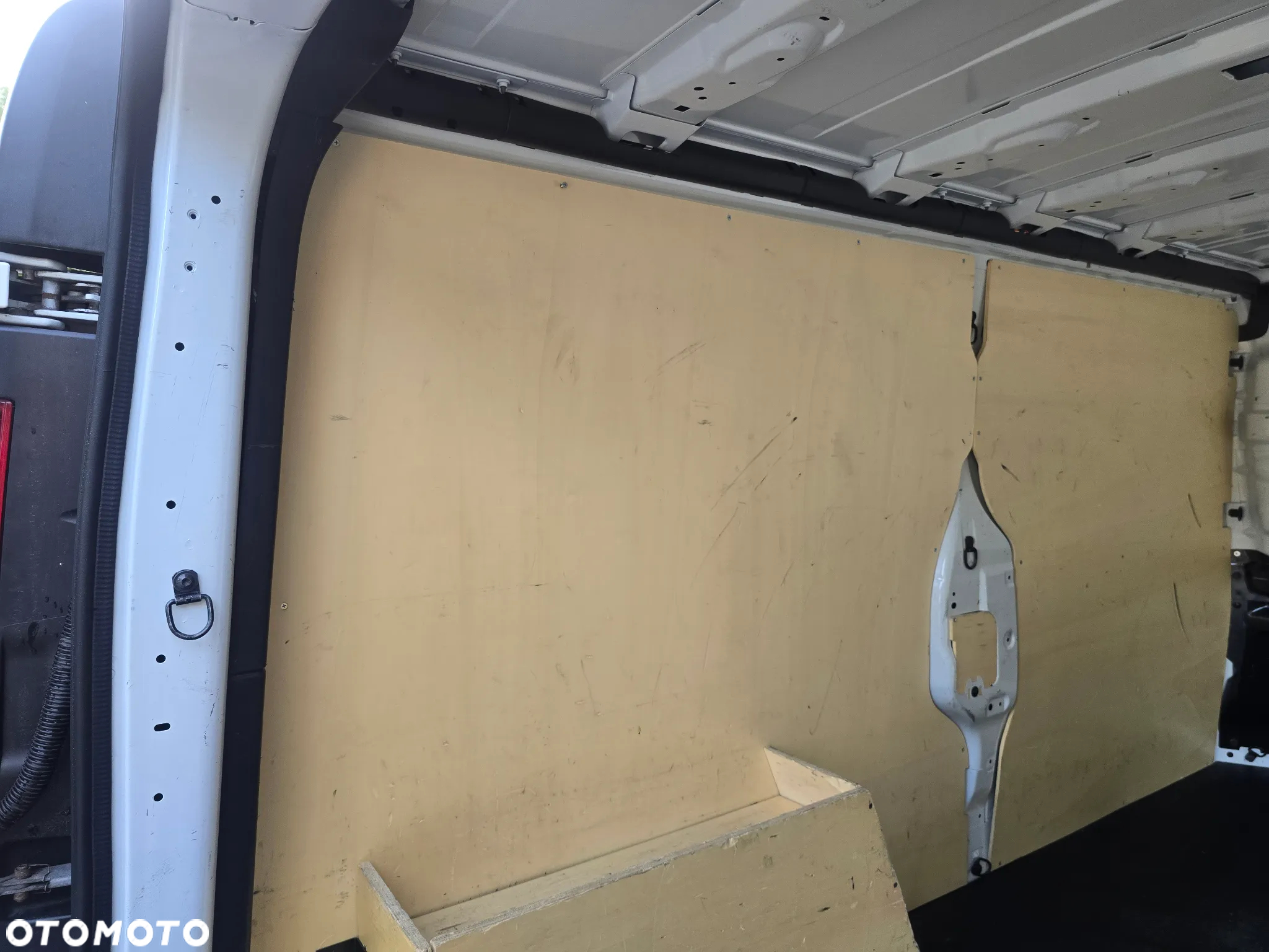 Renault Trafic - 21