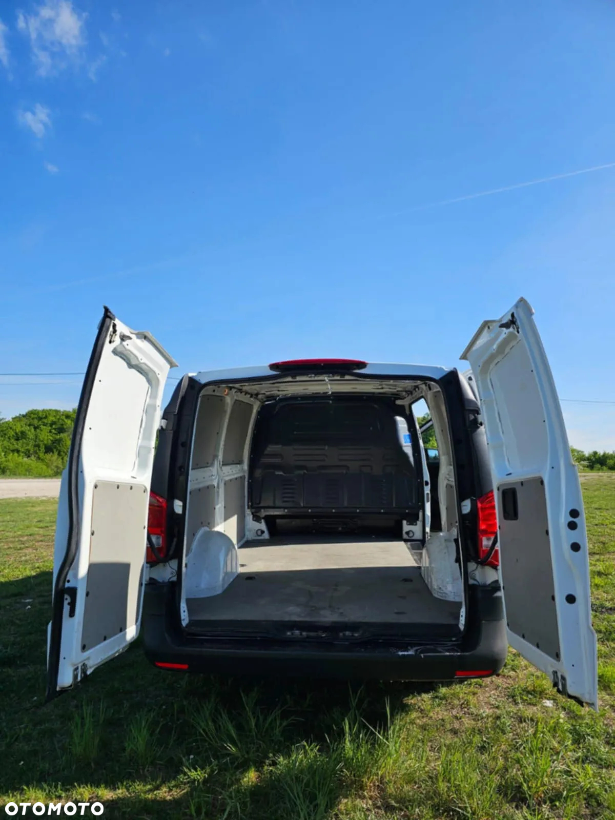 Mercedes-Benz Vito - 10