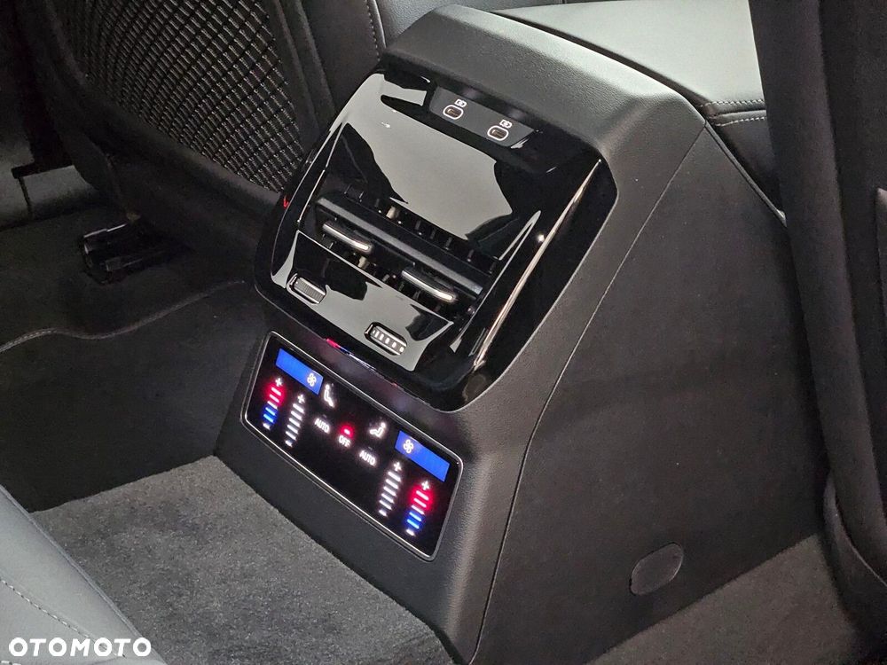 Audi A6 Limousine TDI mHEV Quattro S tronic - 17
