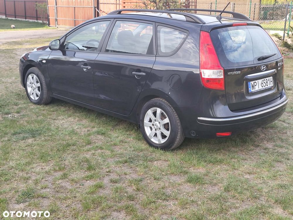 Hyundai i30 i30cw 1.4 Edition Plus - 13