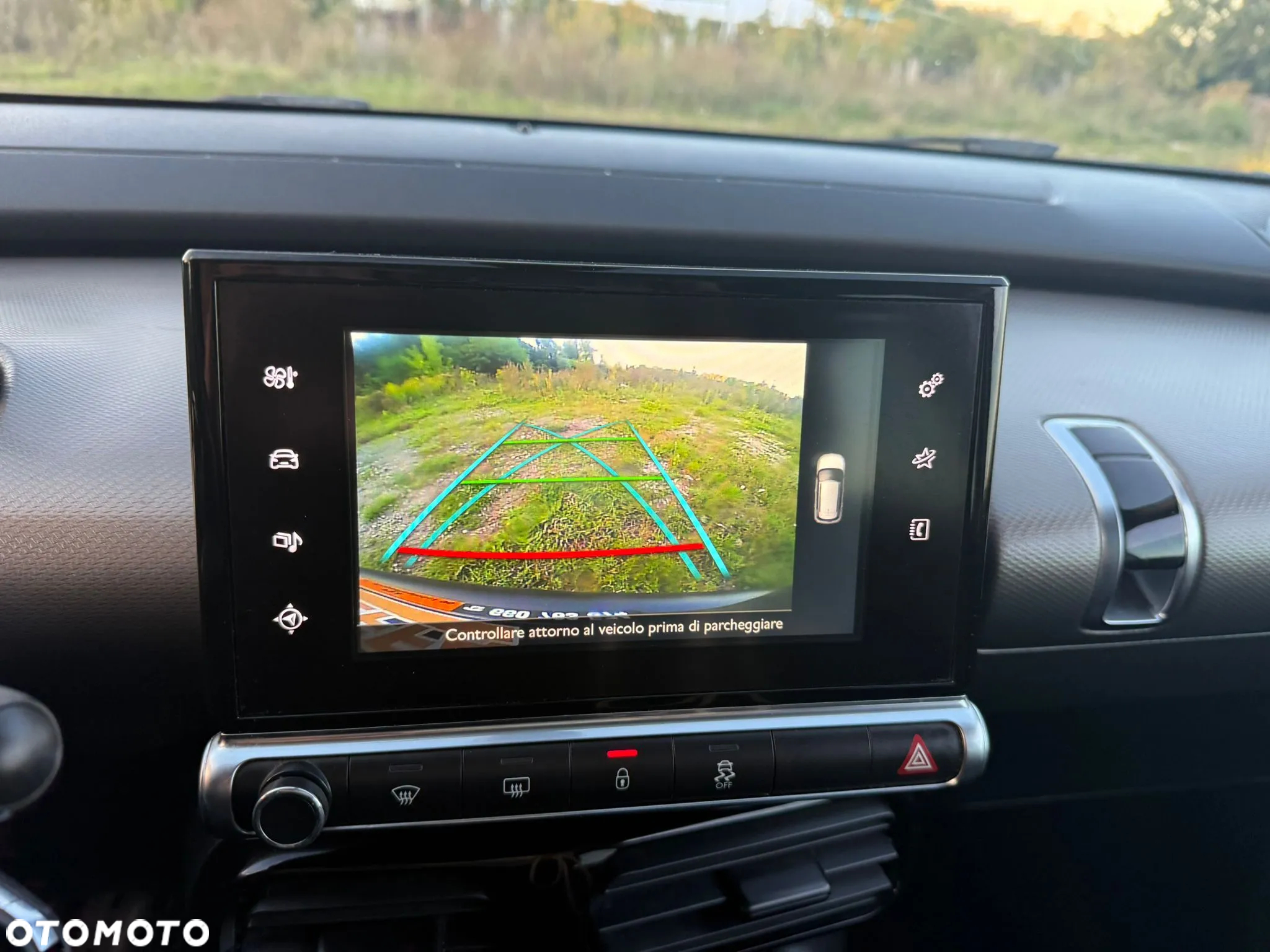 Citroën C4 Cactus BlueHDi 100 Stop&Start Live - 22