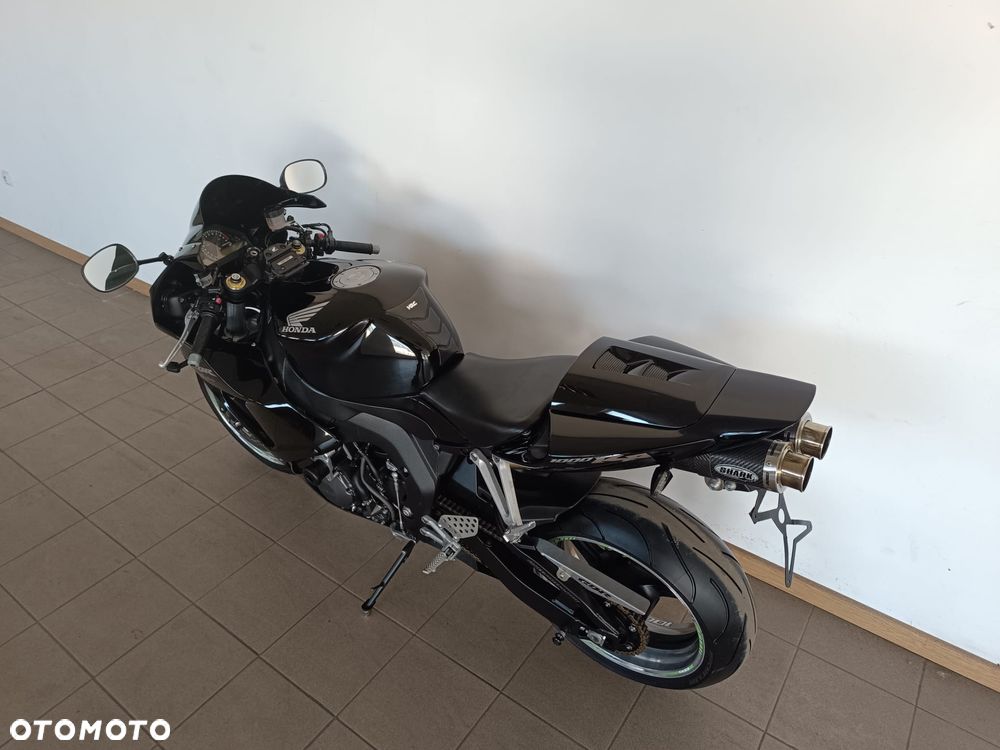 Honda CBR - 8
