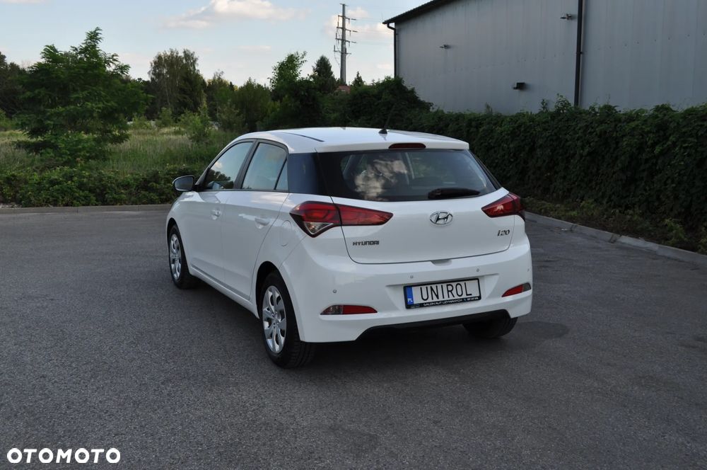 Hyundai i20 ver-1-2-style - 7