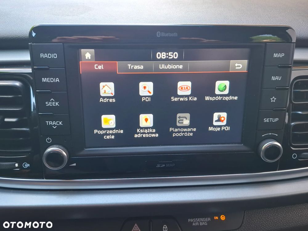 Kia Rio 1.2 L - 11