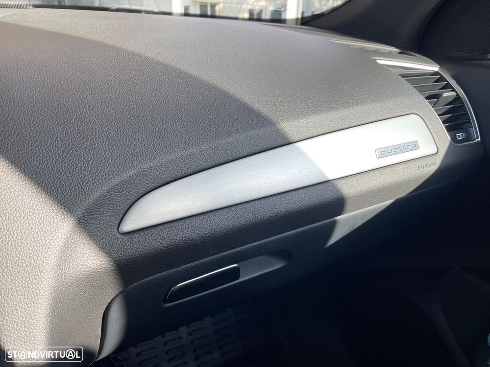 Audi Q5 2.0 TDI quattro S-line S-tronic - 29