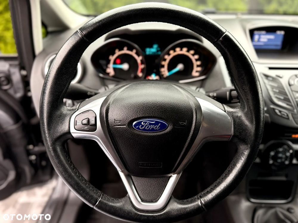 Ford Fiesta 1.25 Silver X Plus EU6 - 12
