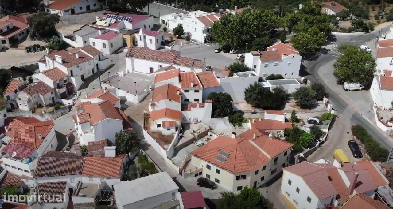 Moradia Alentejana para Recuperação Total – Carreiras, Portalegre - Grande imagem: 3/29