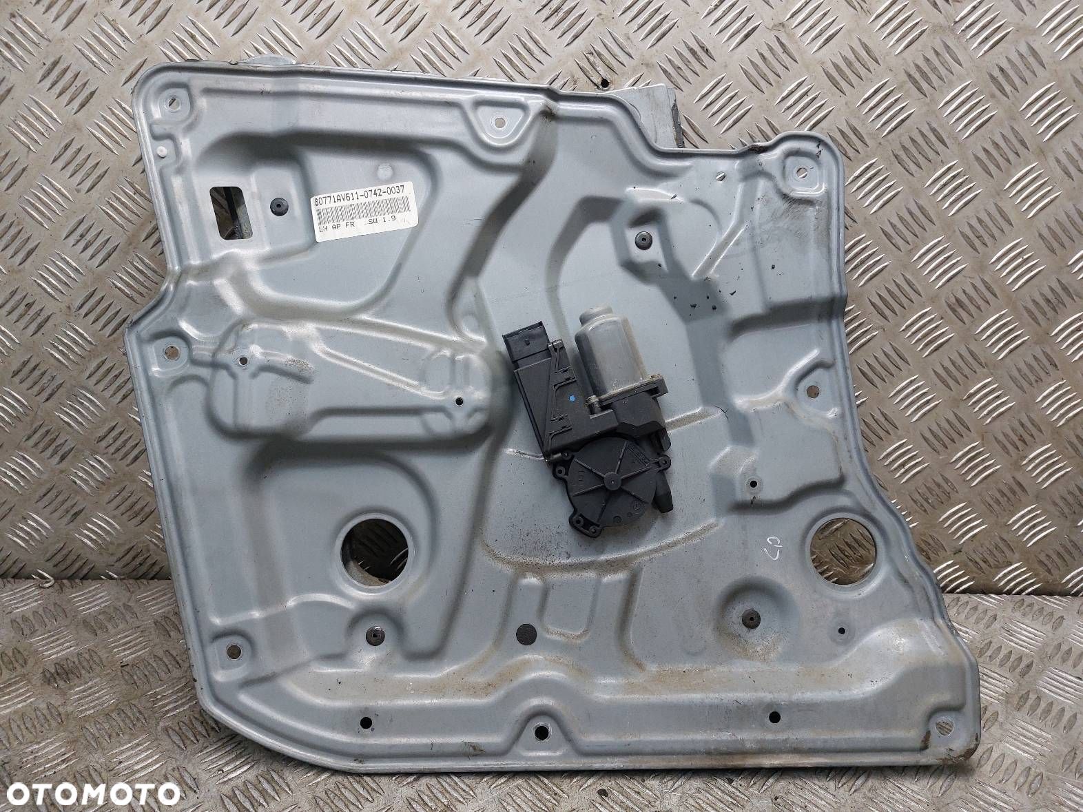 MECHANIZM PODNOŚNIK SZYBY LEWY PRZÓD NISSAN PRIMERA P12 80771AV611 - 1