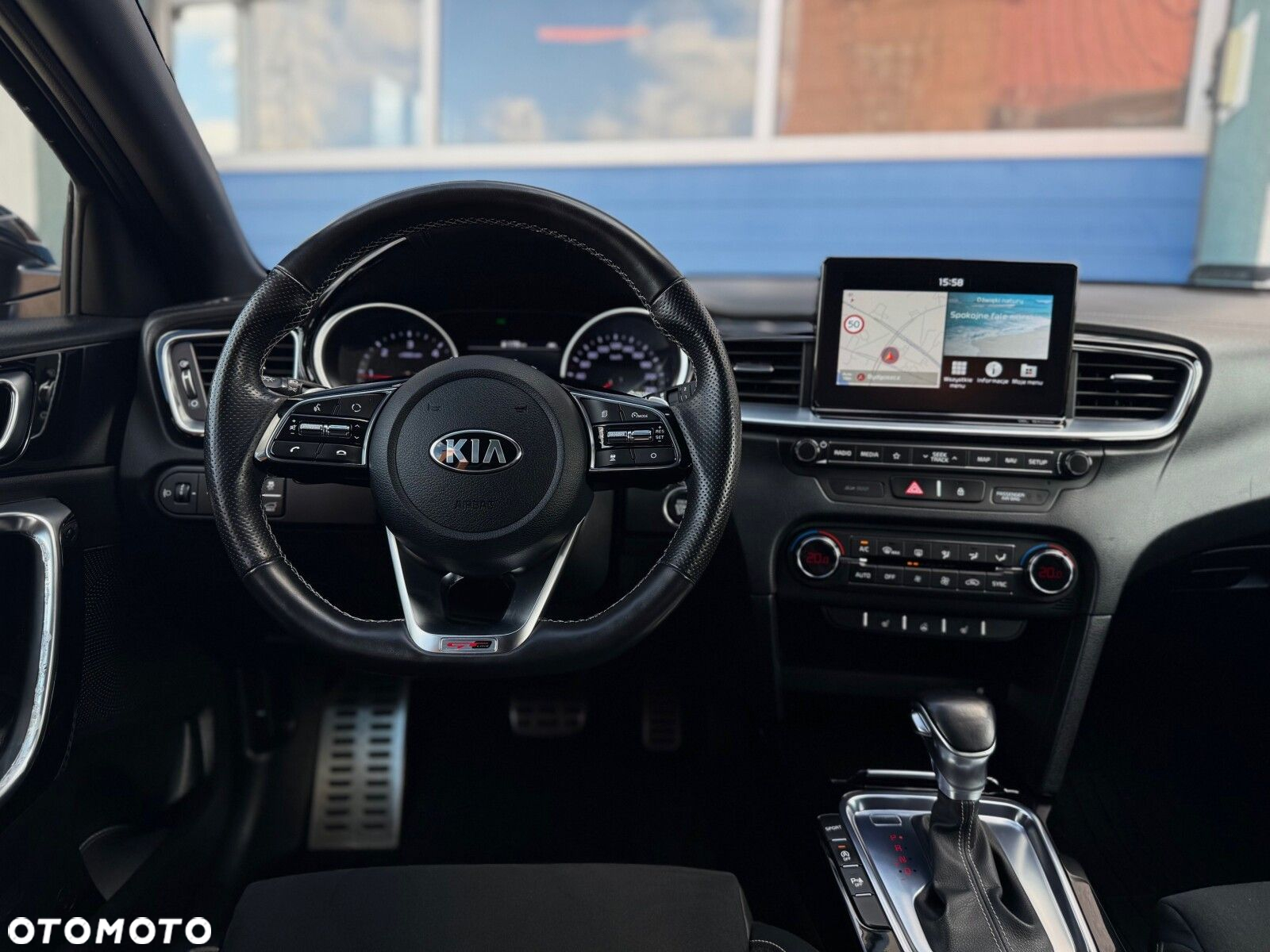 Kia ProCeed - 13