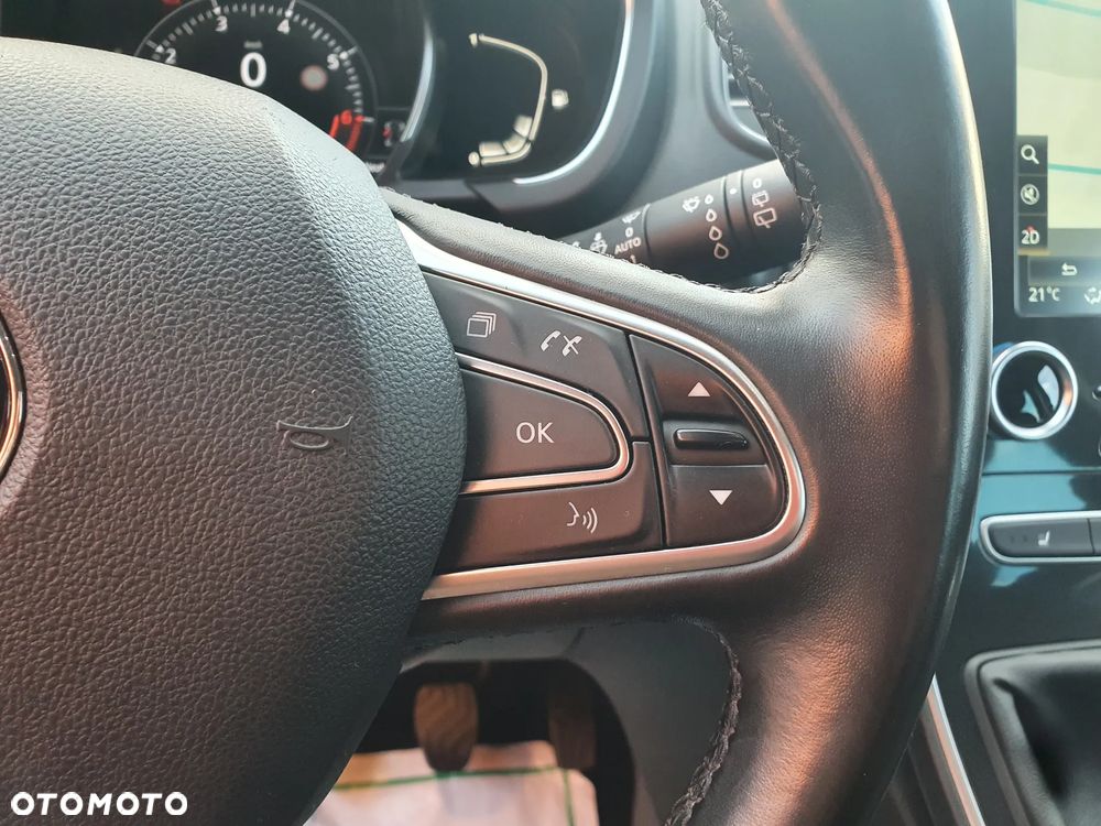 Renault Scenic 1.3 TCe FAP Intens - 24